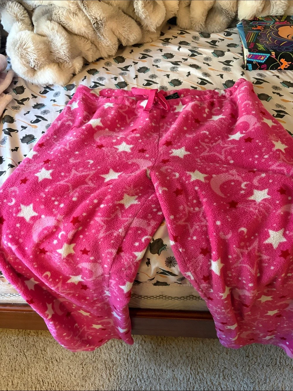 Girls or Women’s Faded Glory Pink Fleece Pajama Pants with Stars & Moon Print